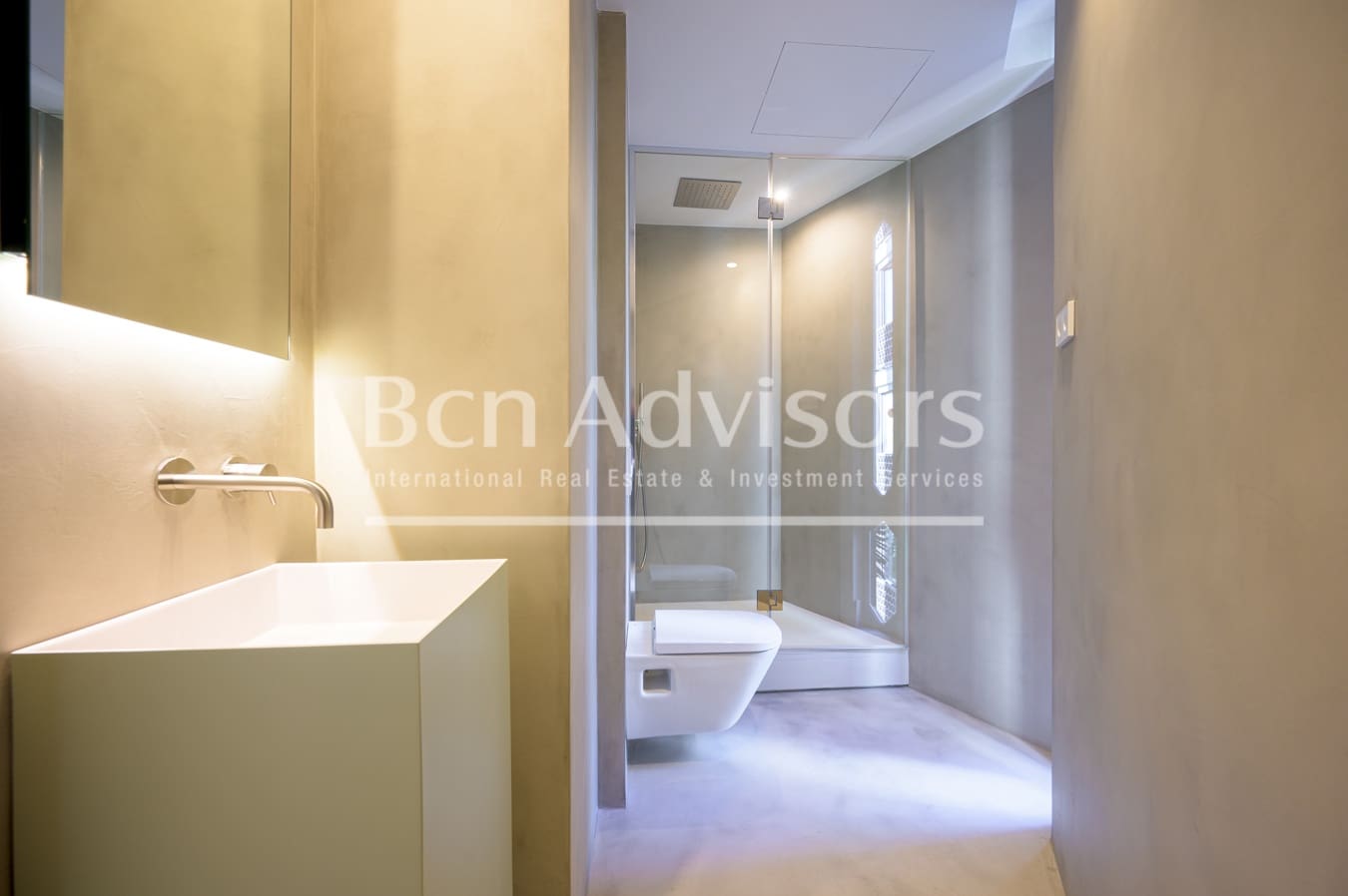 5 soveværelse Lejlighed til salg i Barcelona by med swimmingpool - € 2.755.000 (Ref: 9097456)