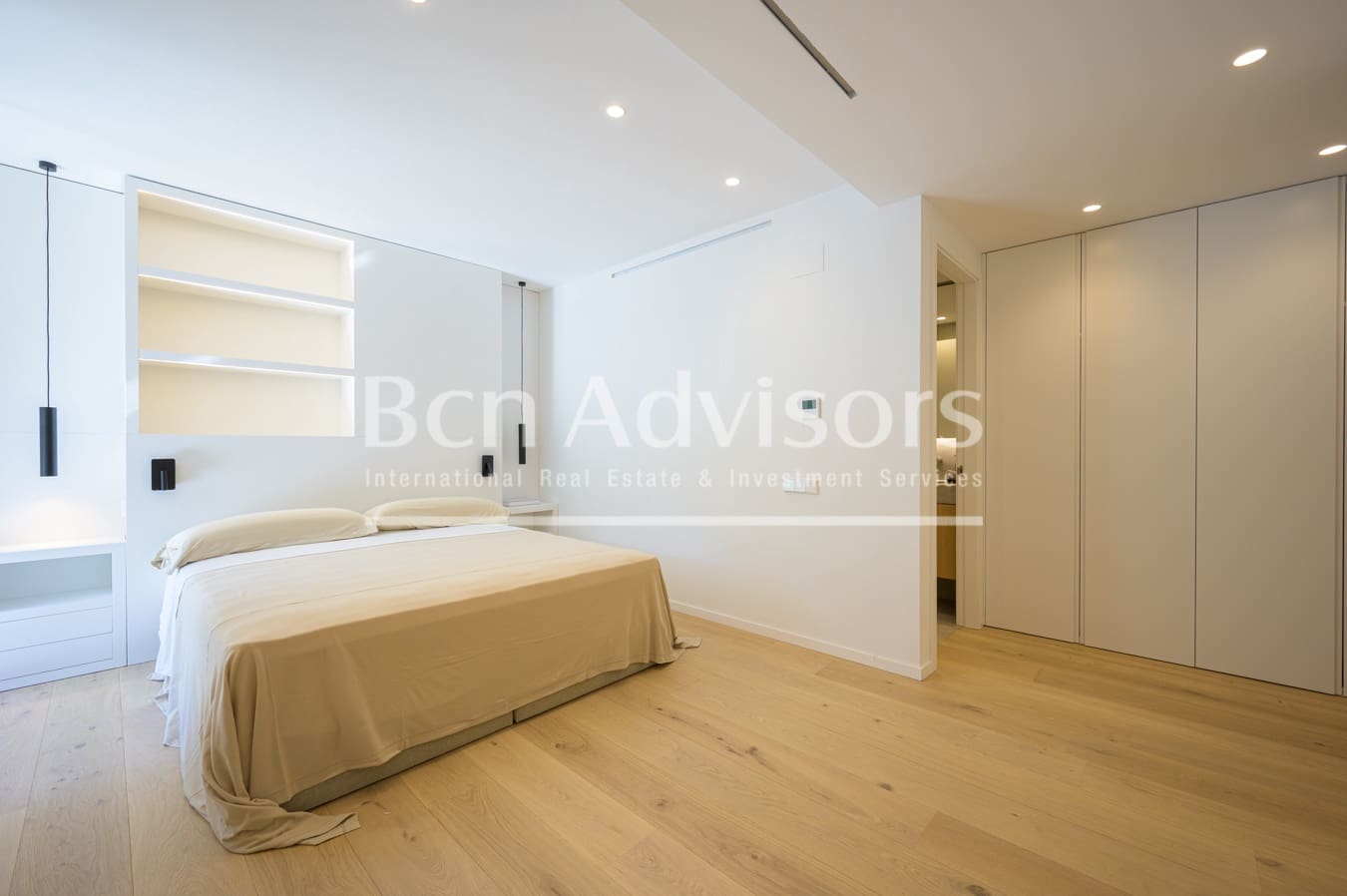 5 soveværelse Lejlighed til salg i Barcelona by med swimmingpool - € 2.755.000 (Ref: 9097456)