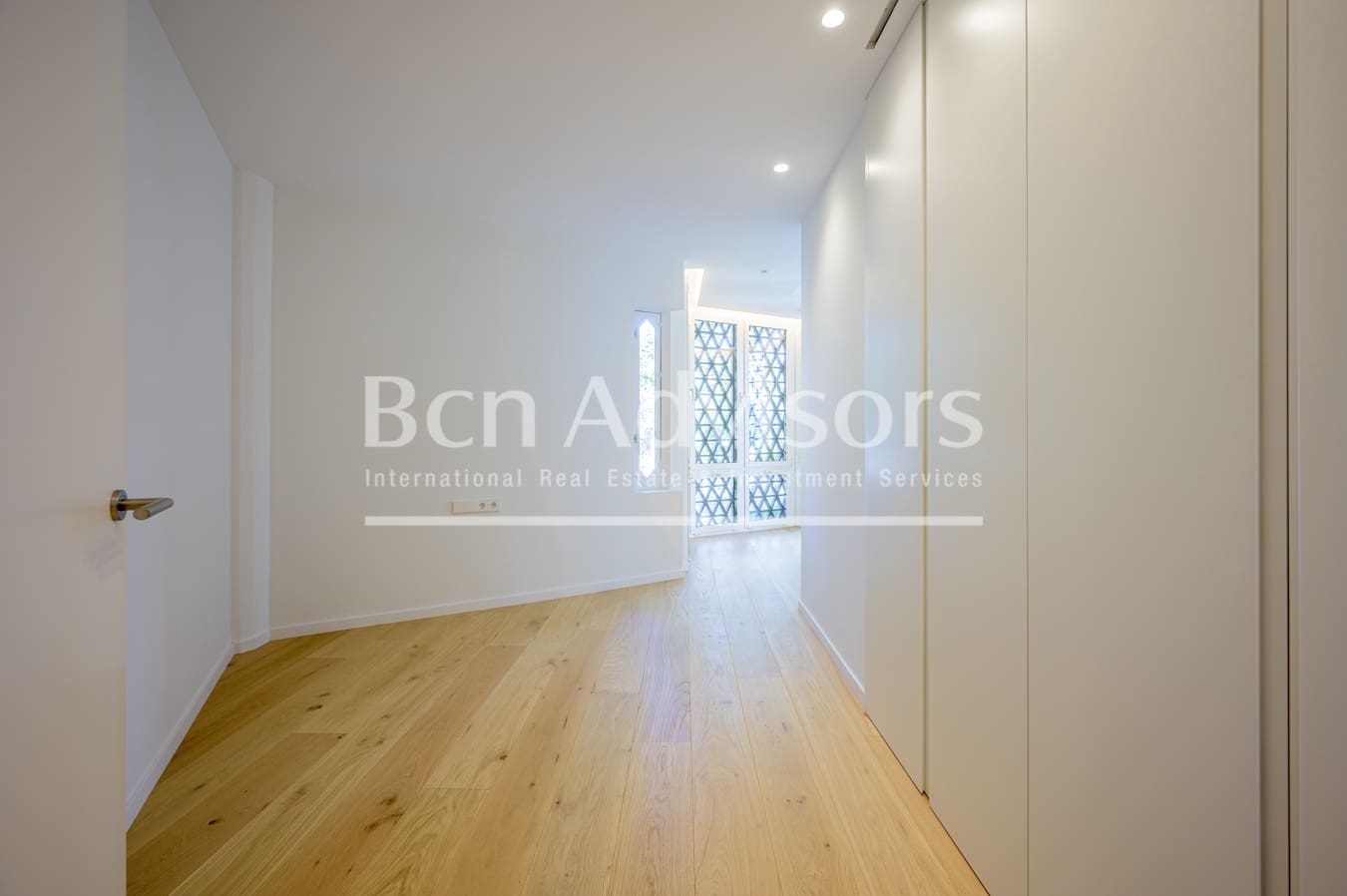 5 soveværelse Lejlighed til salg i Barcelona by med swimmingpool - € 2.755.000 (Ref: 9097456)