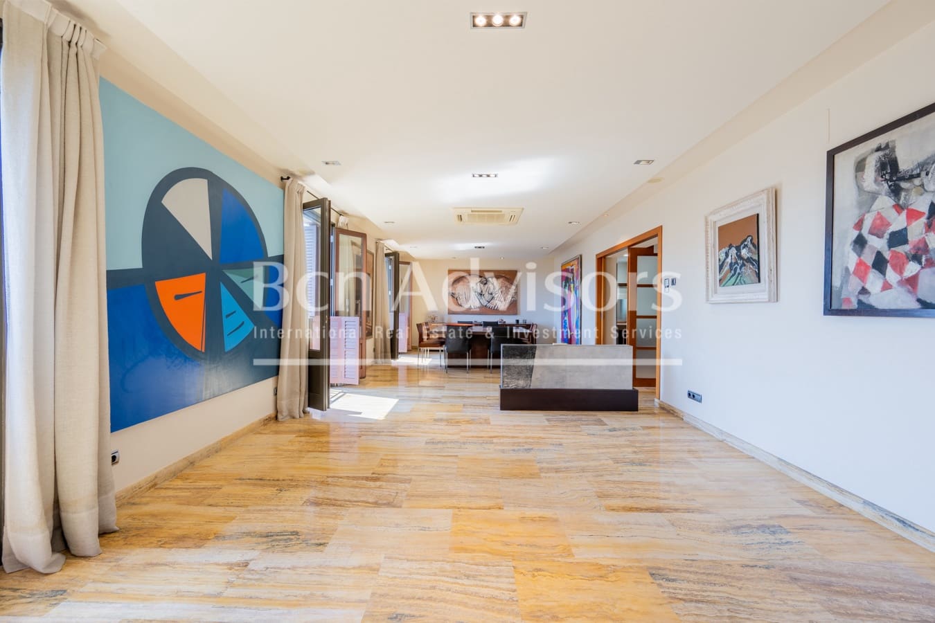 3 soveværelse Lejlighed til salg i Barcelona by med swimmingpool - € 3.500.000 (Ref: 9097461)