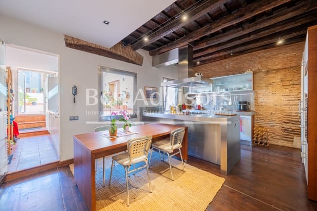 5 soverom Leilighet til salgs i El Barri Gòtic, Barcelona by - € 950 000 (Ref: 9097462)