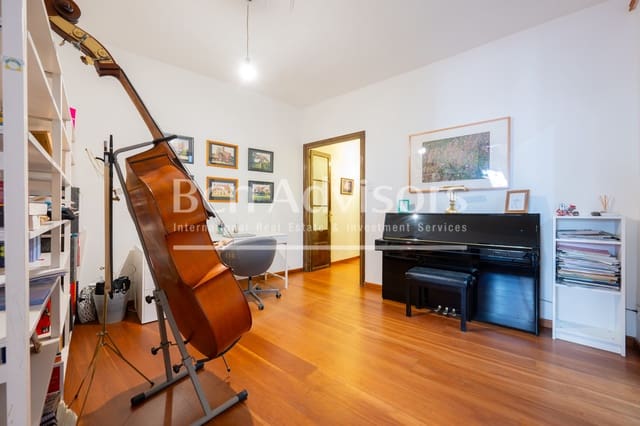 5 soveværelse Lejlighed til salg i El Barri Gòtic, Barcelona by - € 950.000 (Ref: 9097462)