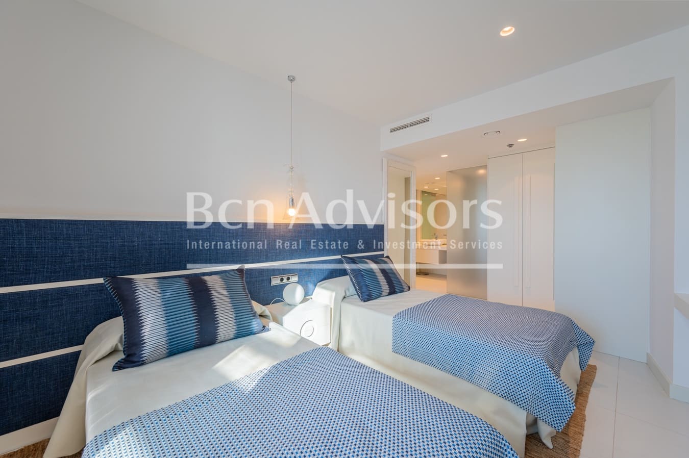 2 soveværelse Penthouse til salg i Barcelona by med swimmingpool - € 1.850.000 (Ref: 9097473)