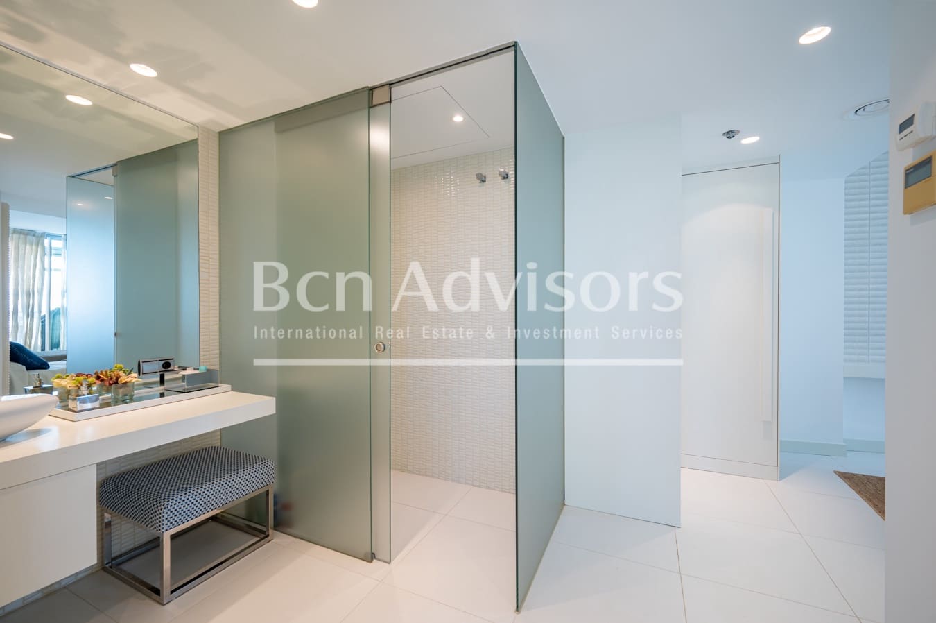 2 soveværelse Penthouse til salg i Barcelona by med swimmingpool - € 1.850.000 (Ref: 9097473)