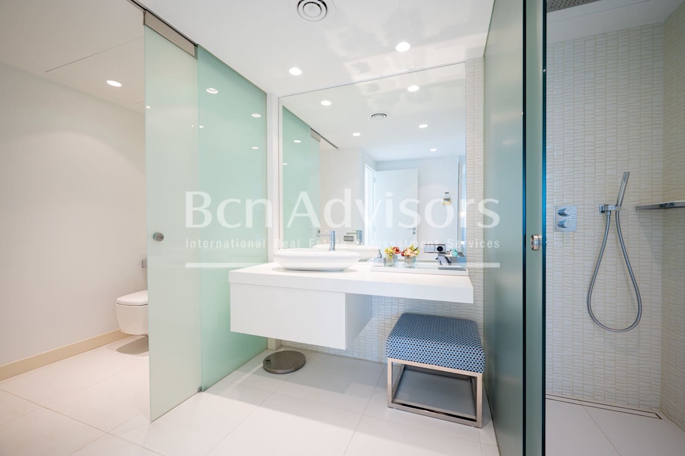 2 soveværelse Penthouse til salg i Barcelona by med swimmingpool - € 1.850.000 (Ref: 9097473)