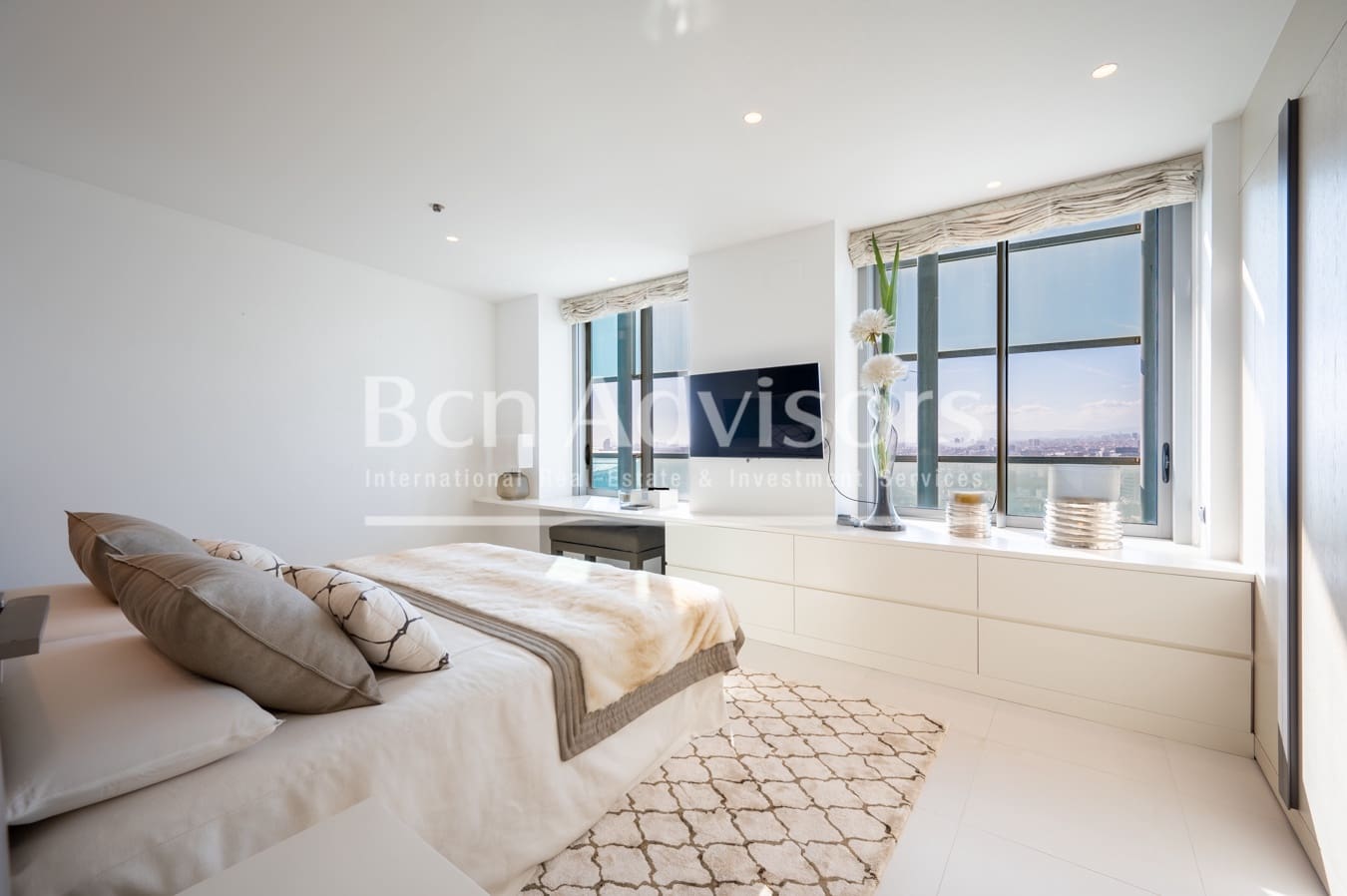 2 soveværelse Penthouse til salg i Barcelona by med swimmingpool - € 1.850.000 (Ref: 9097473)