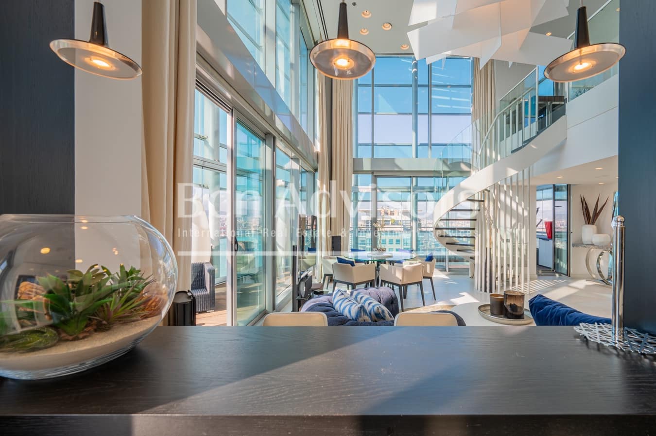 2 soveværelse Penthouse til salg i Barcelona by med swimmingpool - € 1.850.000 (Ref: 9097473)