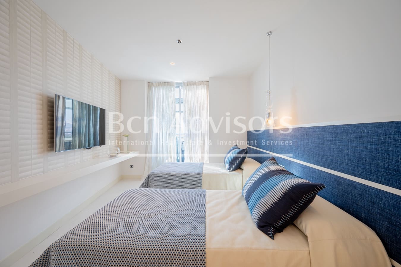 2 soveværelse Penthouse til salg i Barcelona by med swimmingpool - € 1.850.000 (Ref: 9097473)