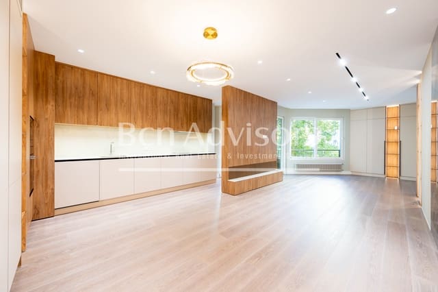3 camera da letto Appartamento in vendita in La Dreta de L'Eixample, Barcelona città con garage - 1.250.000 € (Rif: 9097477)