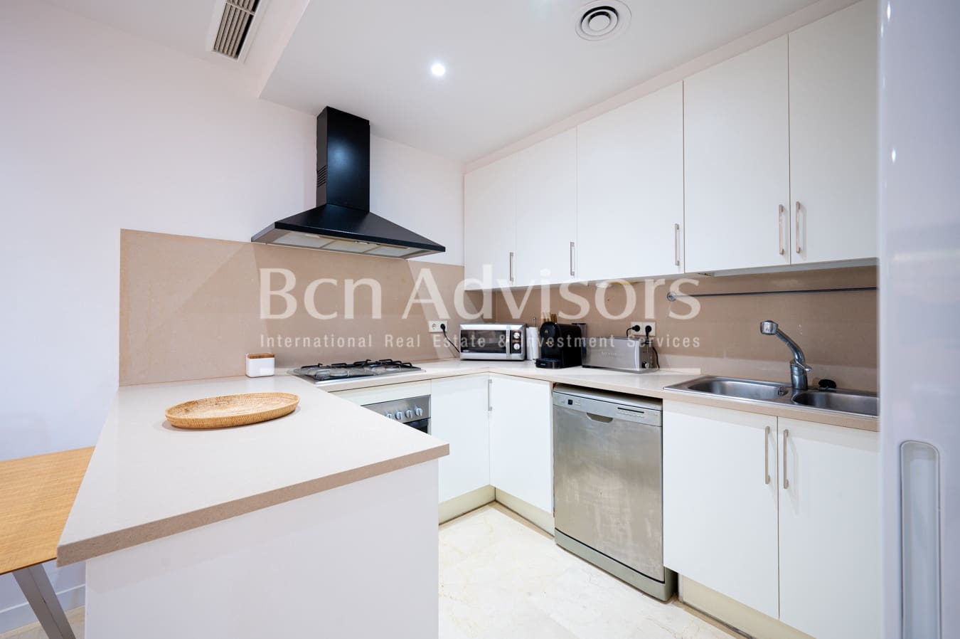 2 makuuhuone Huoneisto myytävänä paikassa Barcelona kaupunki mukana uima-altaan - 769 000 € (Ref: 9097478)