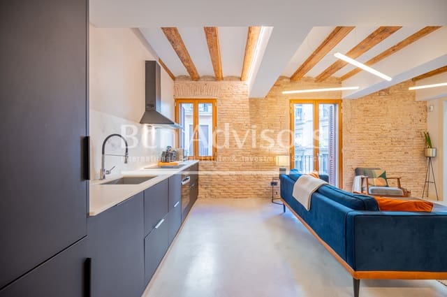 2 bedroom Apartment for sale in El Raval, Barcelona city - € 549,000 (Ref: 9097479)