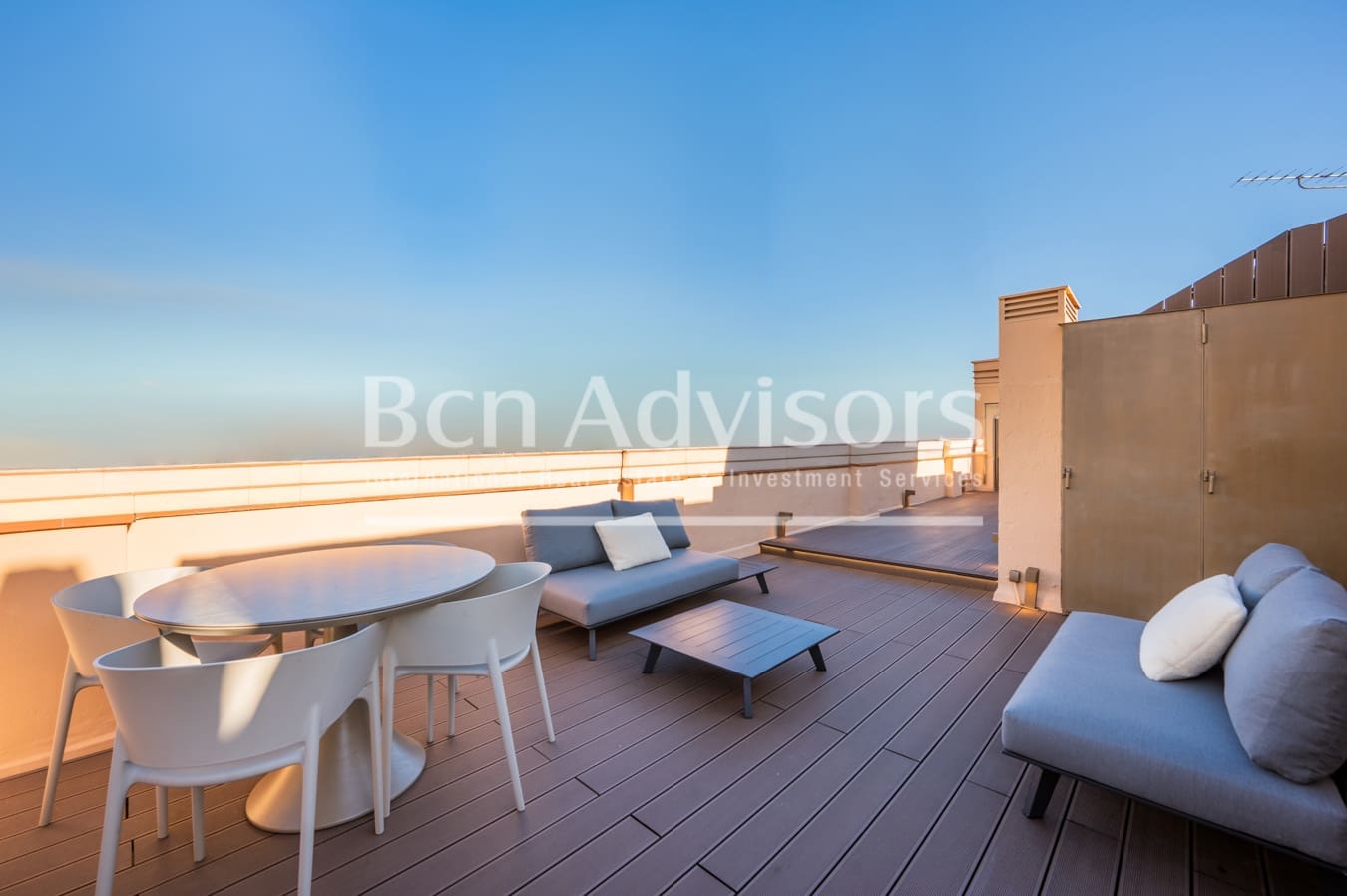 1 makuuhuone Kattohuoneisto myytävänä paikassa Barcelona kaupunki - 800 000 € (Ref: 9097484)