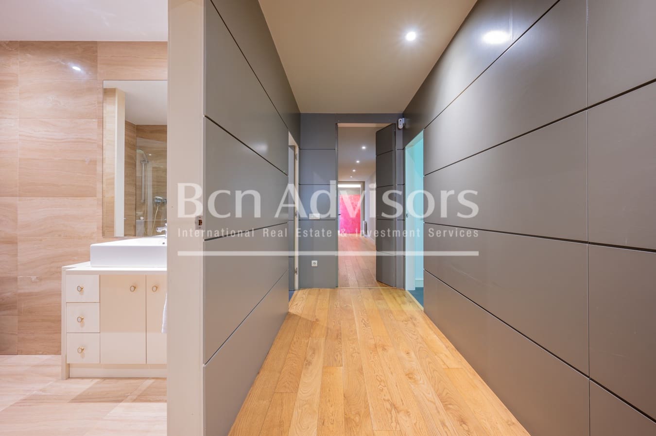 4 soveværelse Lejlighed til salg i Barcelona by - € 1.598.000 (Ref: 9097485)