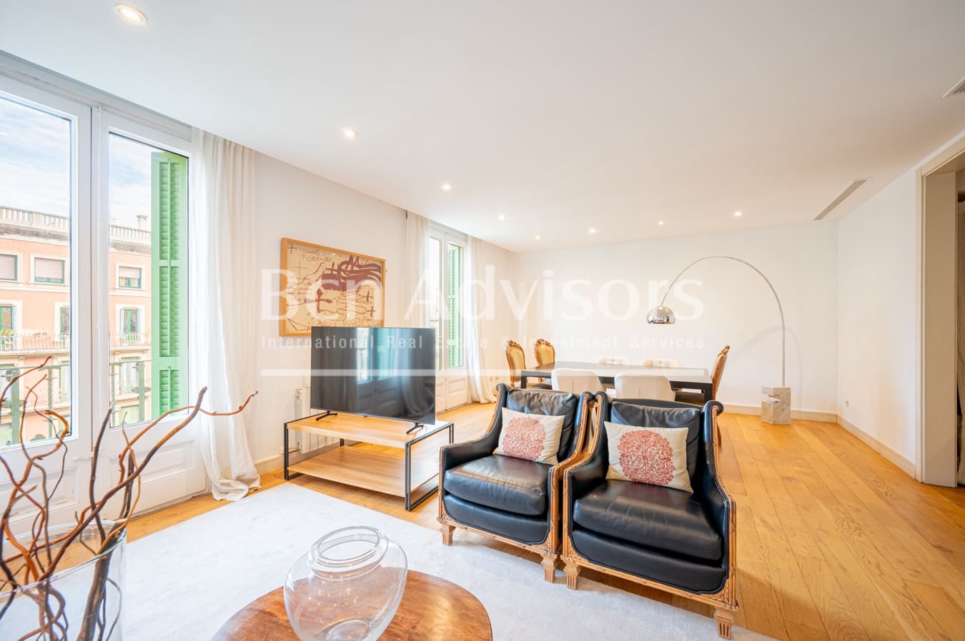 4 soveværelse Lejlighed til salg i Barcelona by - € 1.598.000 (Ref: 9097485)