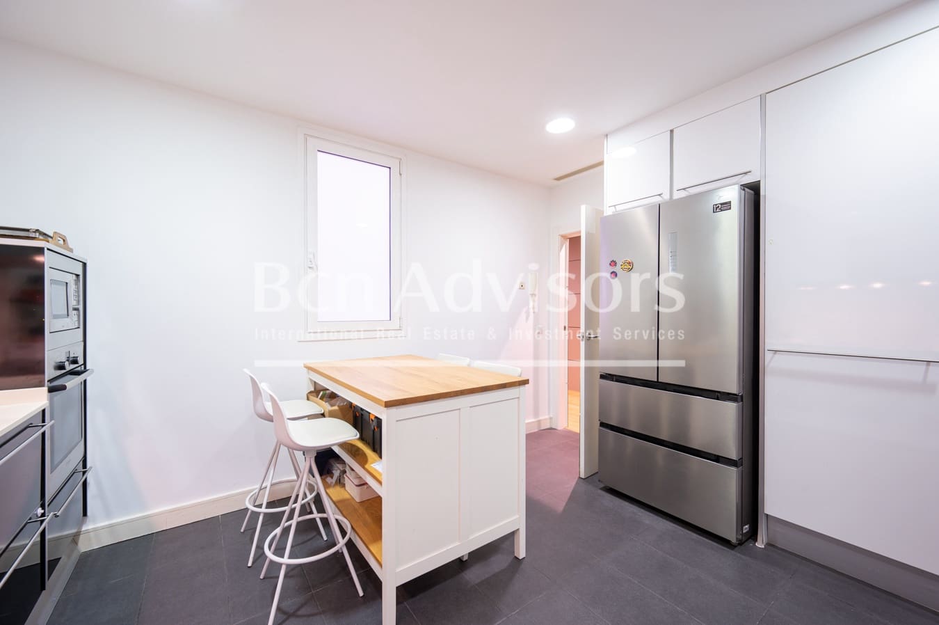 4 soveværelse Lejlighed til salg i Barcelona by - € 1.598.000 (Ref: 9097485)