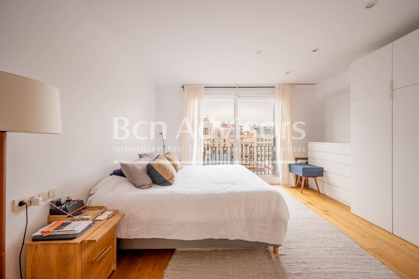 4 soveværelse Lejlighed til salg i Barcelona by - € 1.598.000 (Ref: 9097485)