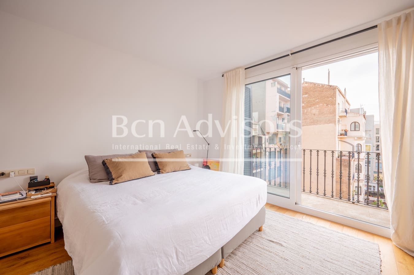 4 soveværelse Lejlighed til salg i Barcelona by - € 1.598.000 (Ref: 9097485)