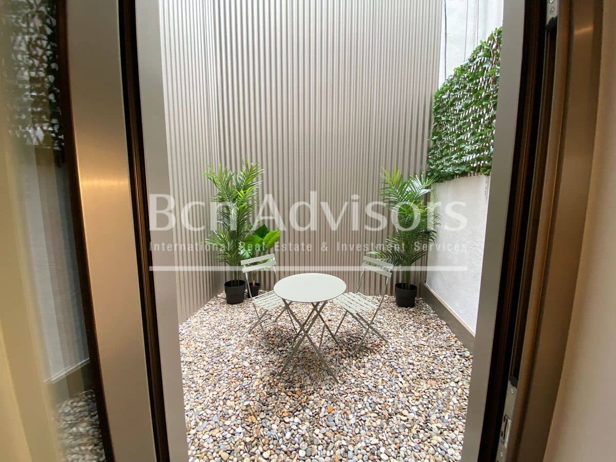 2 soveværelse Lejlighed til salg i Barcelona by - € 485.000 (Ref: 9097490)