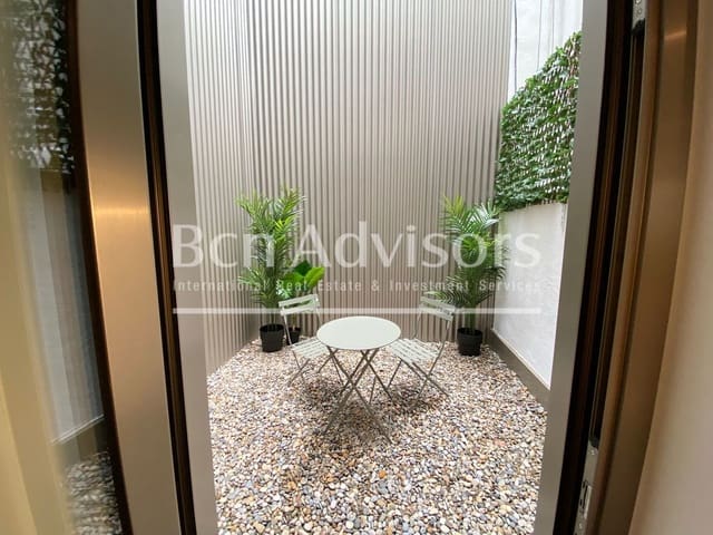 2 makuuhuone Huoneisto myytävänä paikassa El Raval, Barcelona kaupunki - 485 000 € (Ref: 9097490)