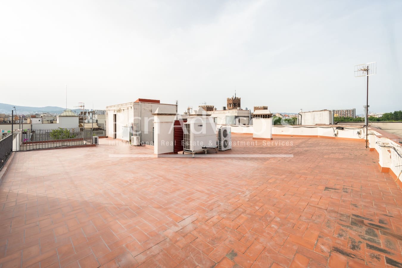 2 soverom Penthouse til salgs i Barcelona by - € 1 495 000 (Ref: 9097492)