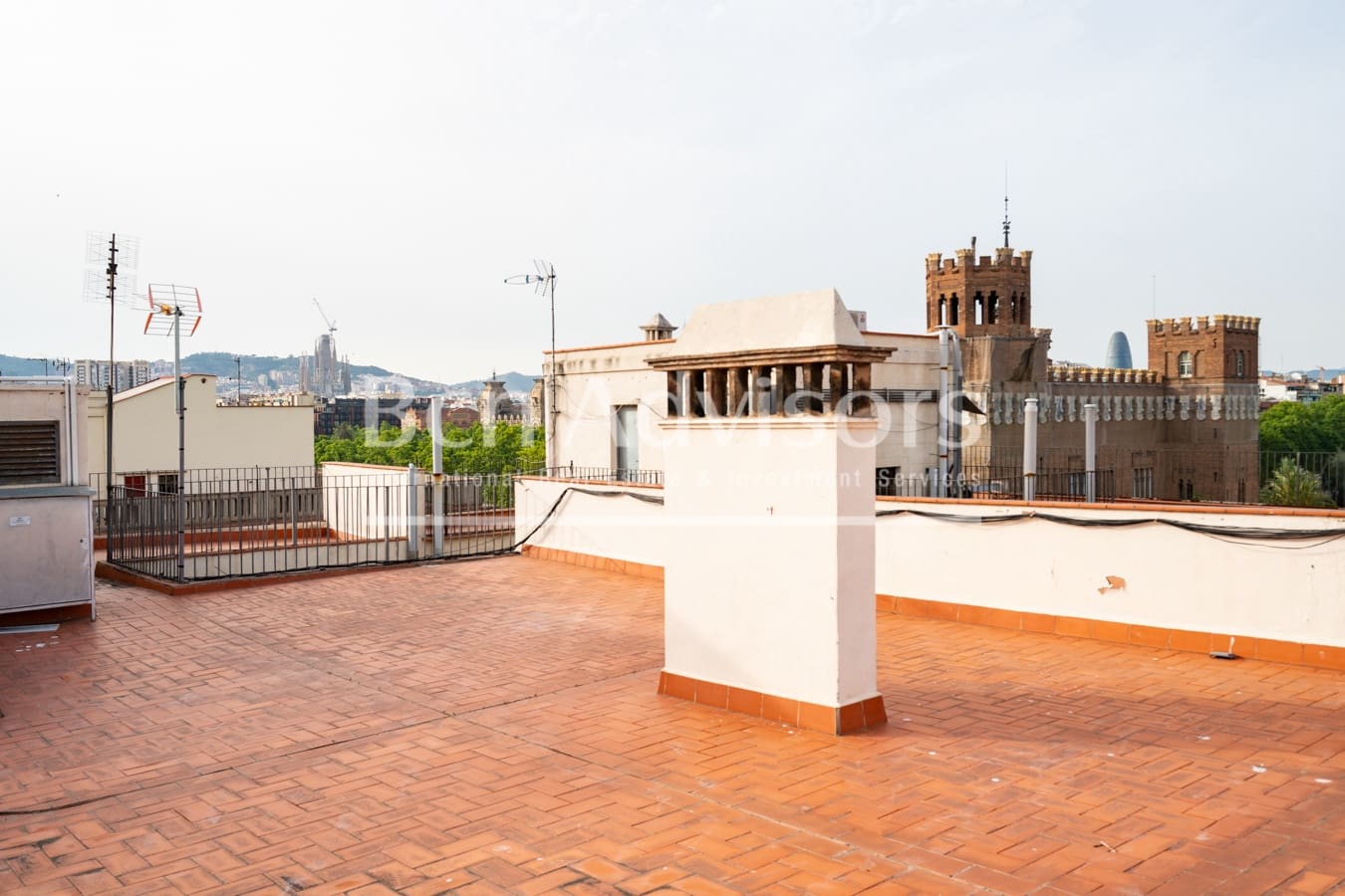 2 soverom Penthouse til salgs i Barcelona by - € 1 495 000 (Ref: 9097492)
