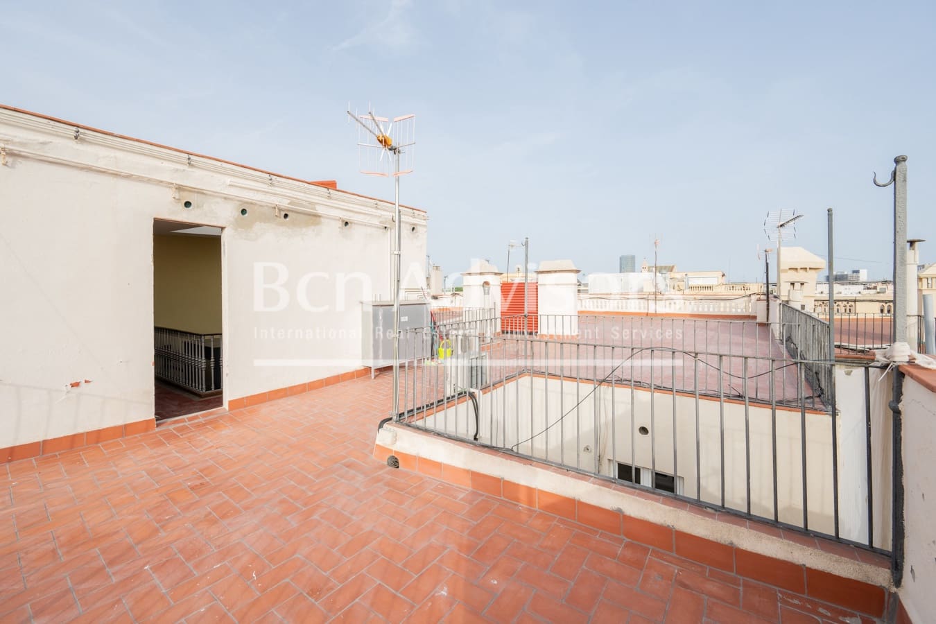 3 soveværelse Penthouse til salg i Barcelona by - € 1.795.000 (Ref: 9097493)