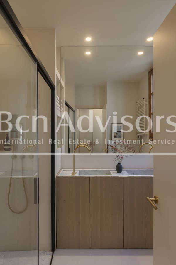 3 soverom Penthouse til salgs i Barcelona by - € 1 795 000 (Ref: 9097493)