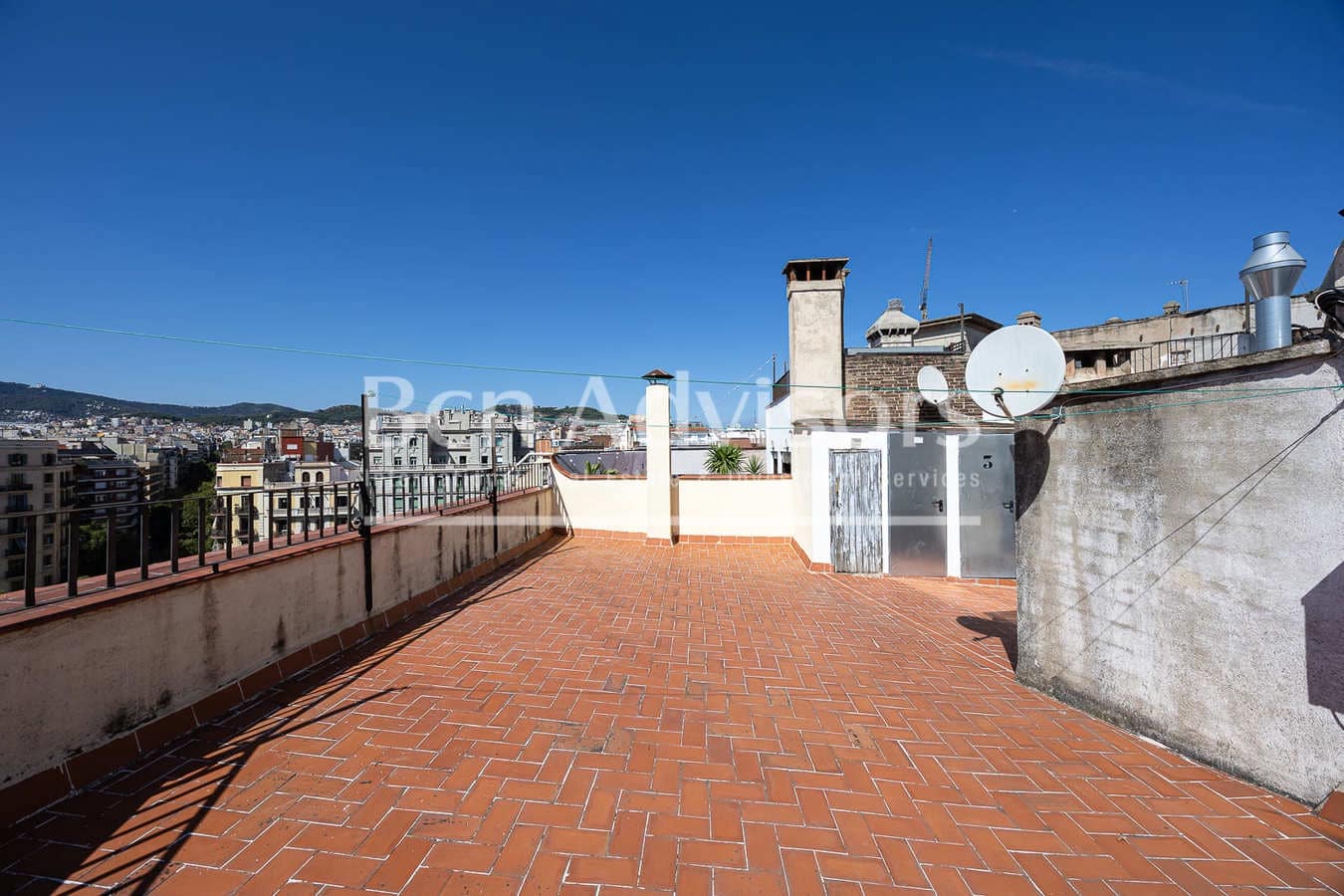 2 sypialnia Apartament na sprzedaż w Miasto Barcelona - 1 160 000 € (Ref: 9097496)