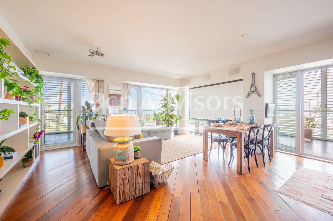 2 soveværelse Lejlighed til salg i Barcelona by med swimmingpool garage - € 1.190.000 (Ref: 9097499)