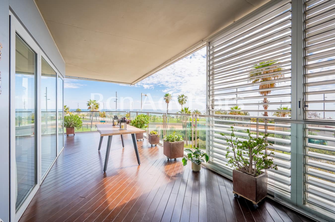 2 soveværelse Lejlighed til salg i Barcelona by med swimmingpool garage - € 1.190.000 (Ref: 9097499)