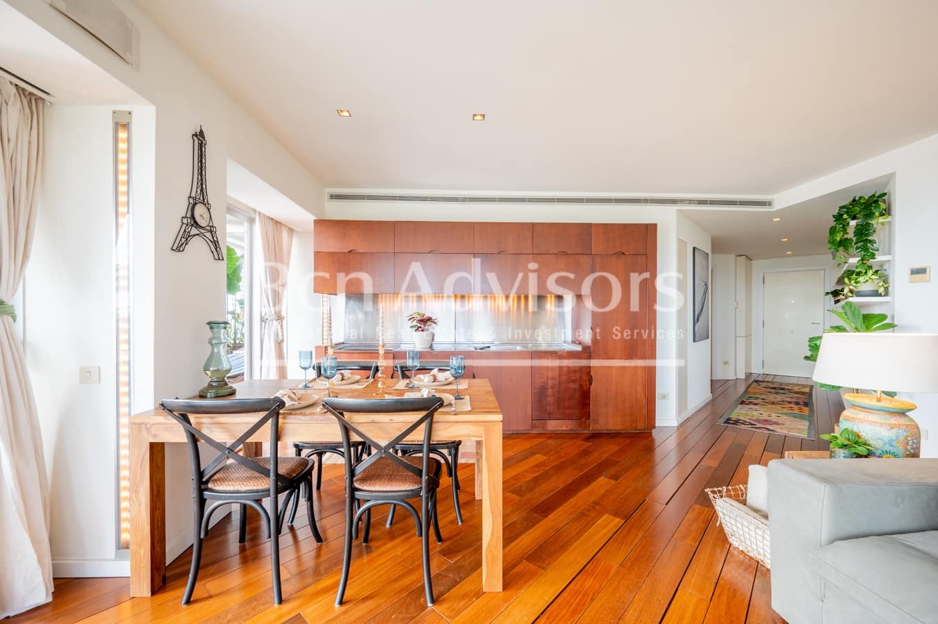 2 soveværelse Lejlighed til salg i Barcelona by med swimmingpool garage - € 1.190.000 (Ref: 9097499)