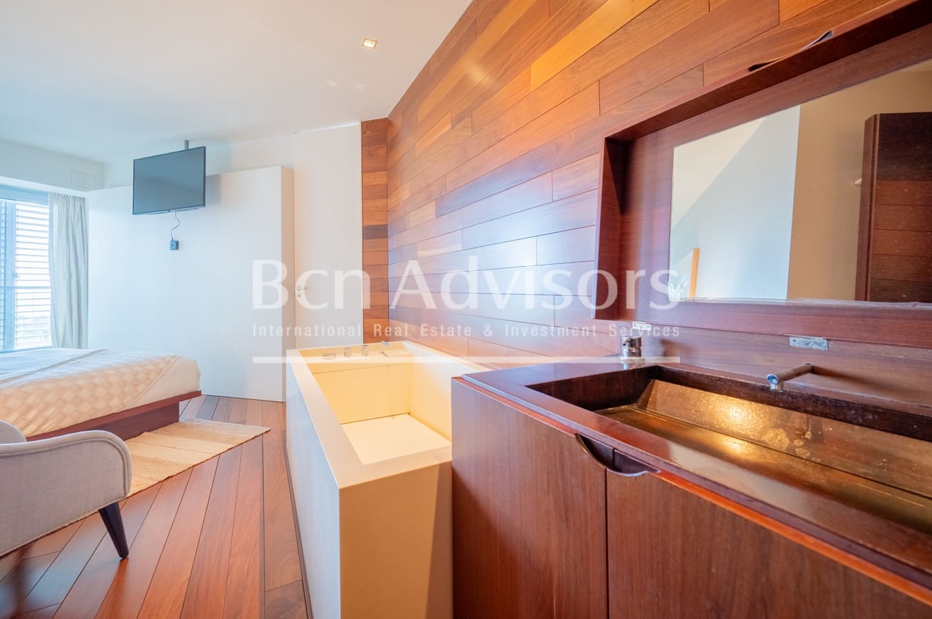 2 soveværelse Lejlighed til salg i Barcelona by med swimmingpool garage - € 1.190.000 (Ref: 9097499)