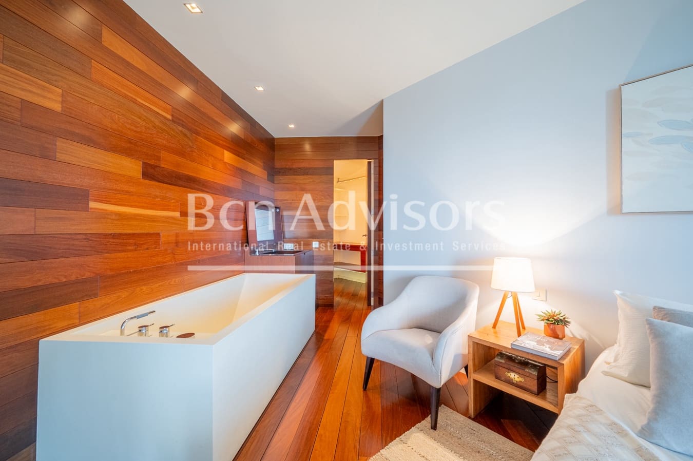 2 soveværelse Lejlighed til salg i Barcelona by med swimmingpool garage - € 1.190.000 (Ref: 9097499)