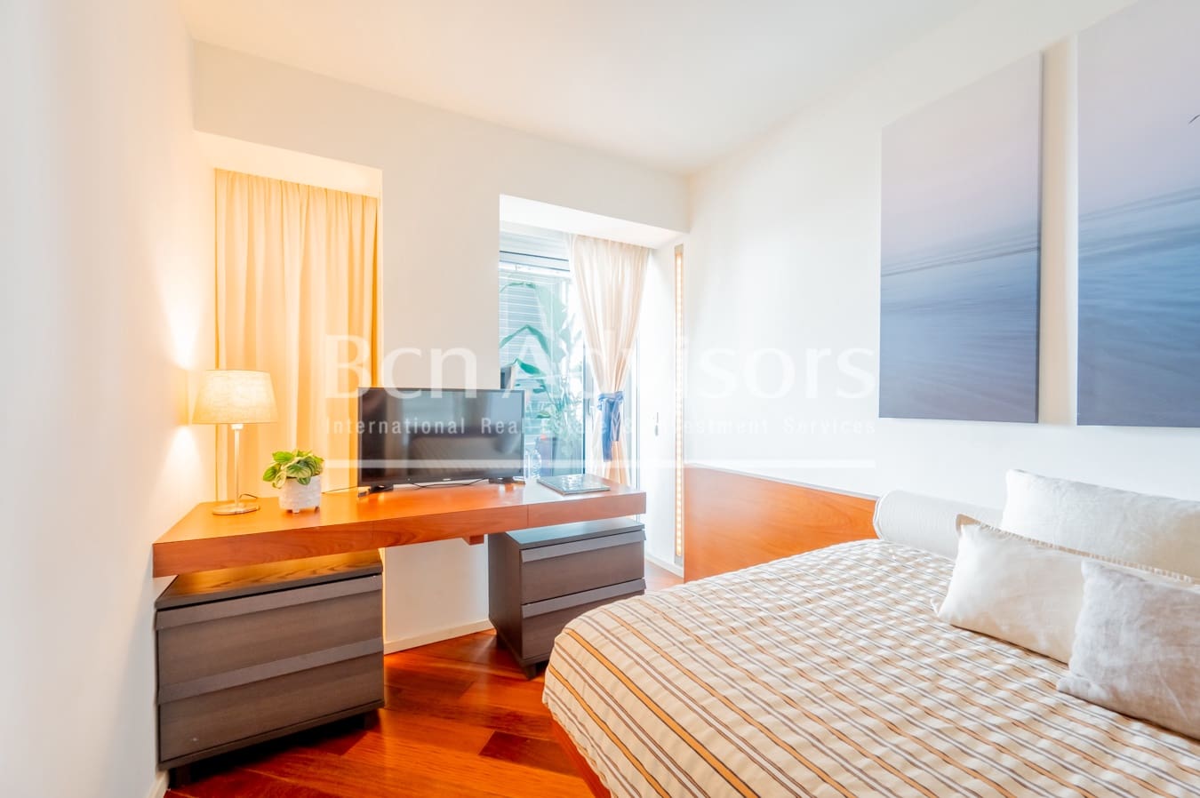 2 soveværelse Lejlighed til salg i Barcelona by med swimmingpool garage - € 1.190.000 (Ref: 9097499)