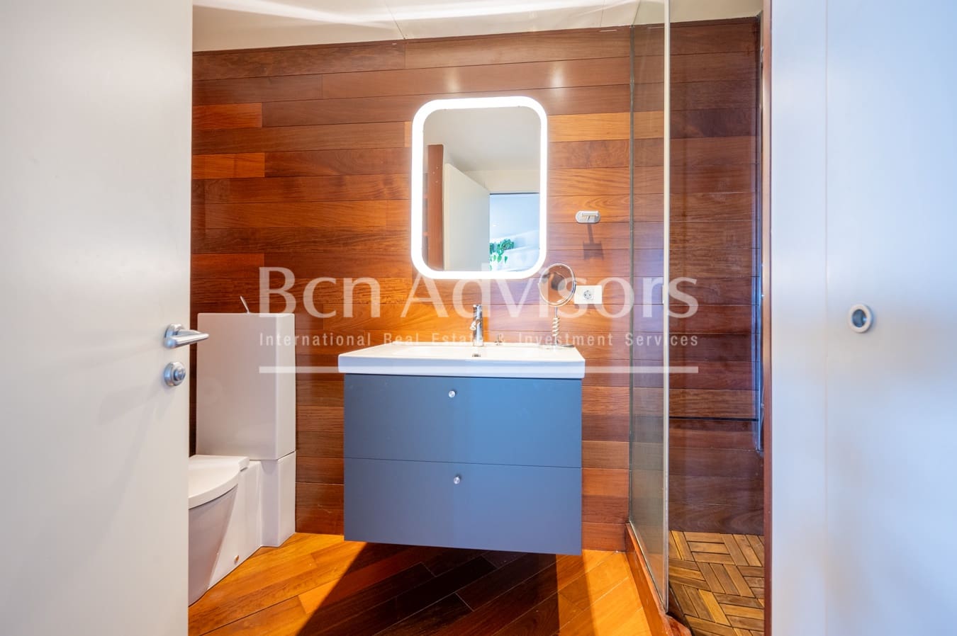 2 soveværelse Lejlighed til salg i Barcelona by med swimmingpool garage - € 1.190.000 (Ref: 9097499)