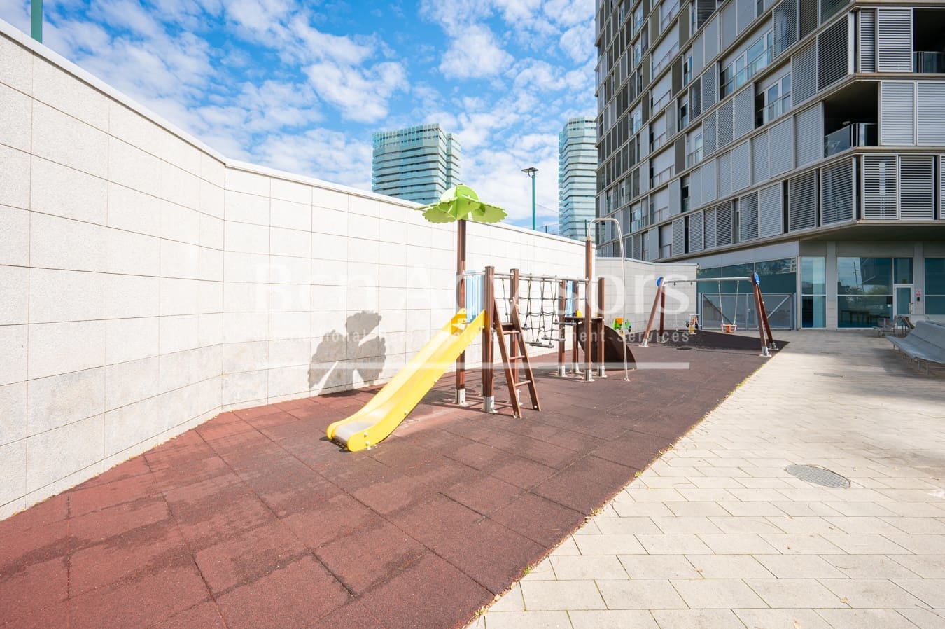 2 soveværelse Lejlighed til salg i Barcelona by med swimmingpool garage - € 1.190.000 (Ref: 9097499)