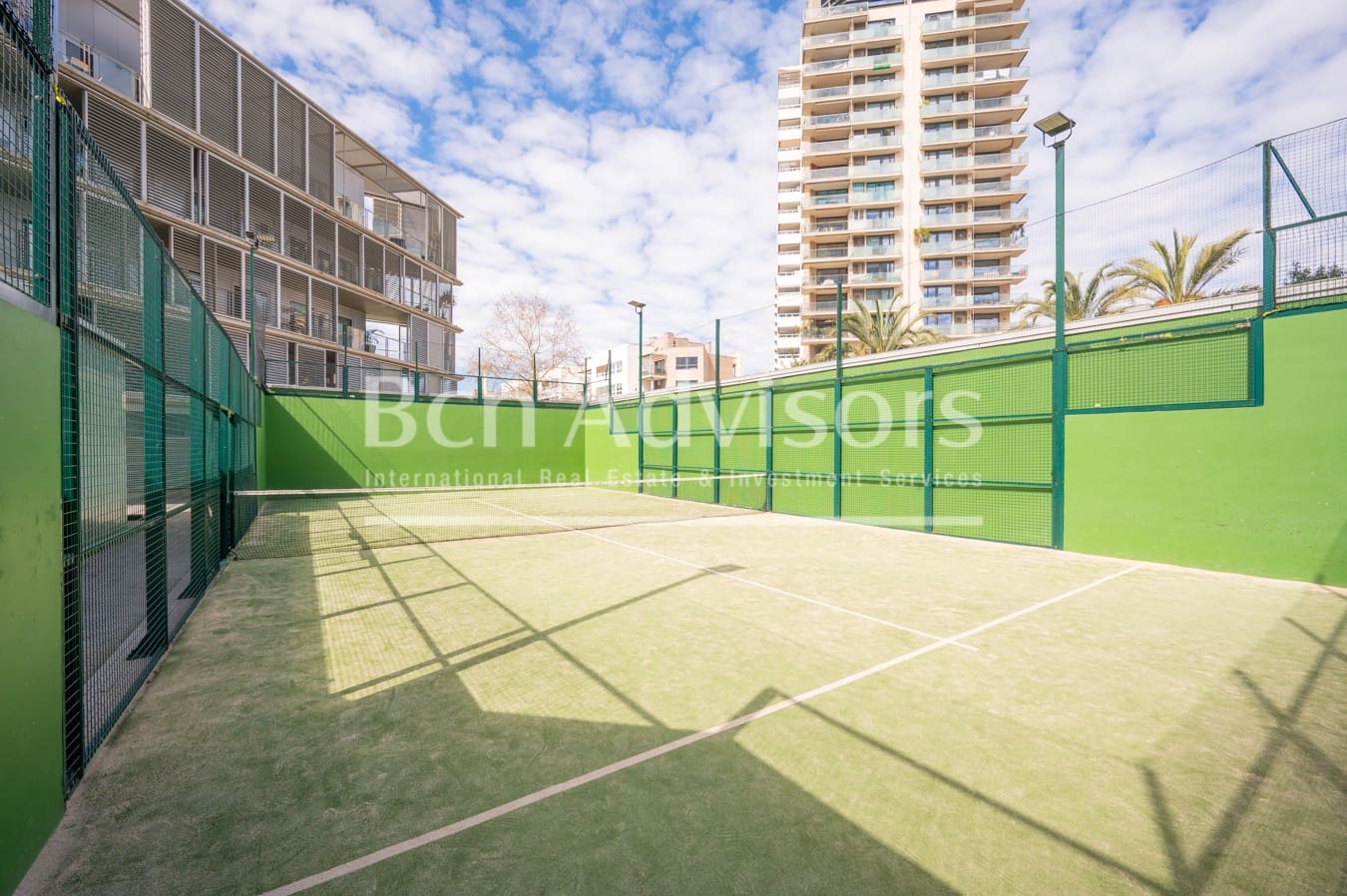 2 soveværelse Lejlighed til salg i Barcelona by med swimmingpool garage - € 1.190.000 (Ref: 9097499)