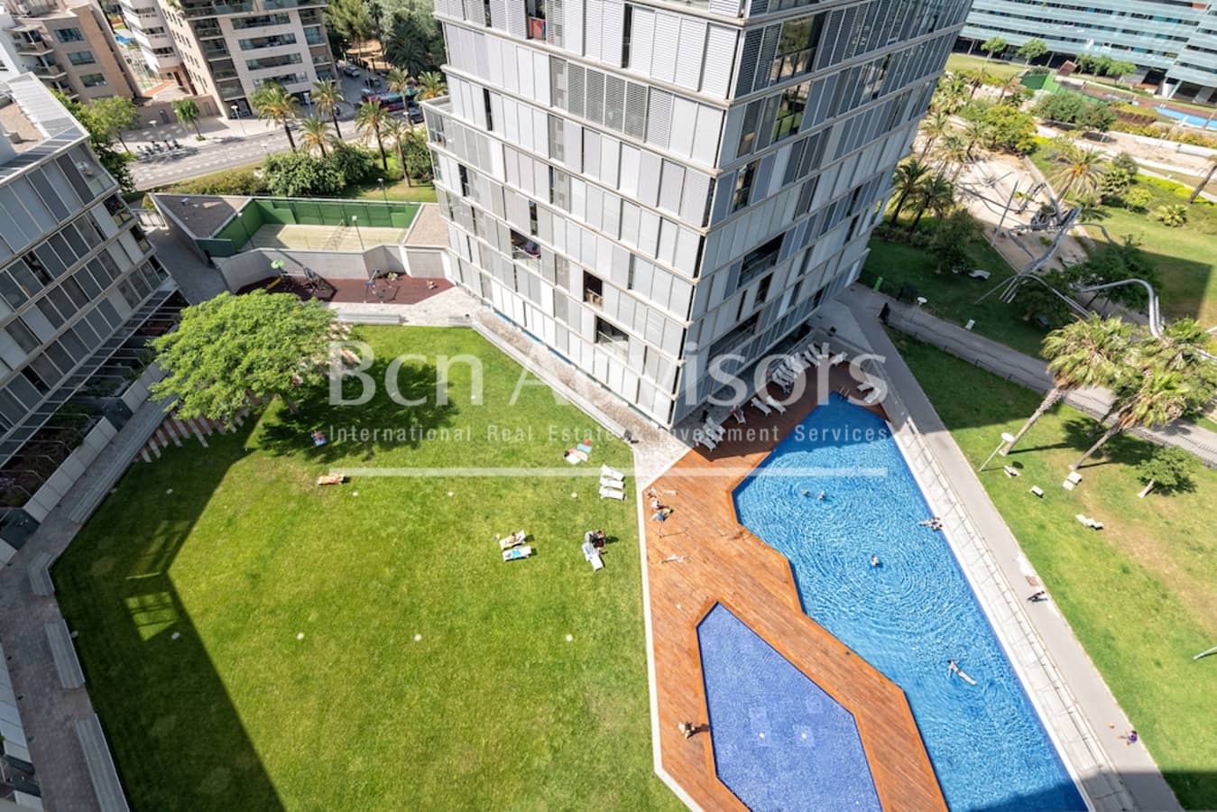 2 soveværelse Lejlighed til salg i Barcelona by med swimmingpool garage - € 1.190.000 (Ref: 9097499)