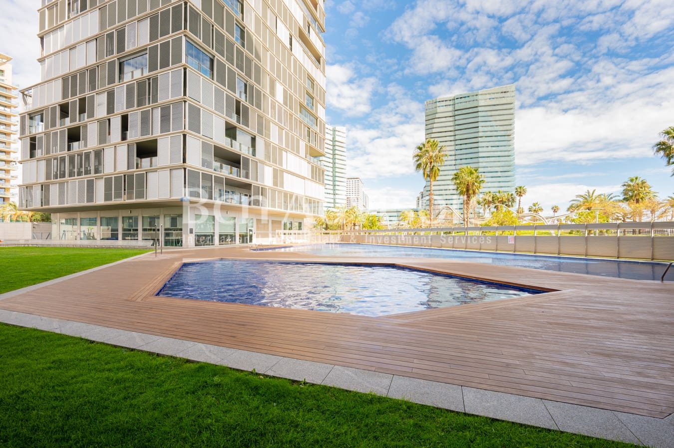 2 soveværelse Lejlighed til salg i Barcelona by med swimmingpool garage - € 1.190.000 (Ref: 9097499)