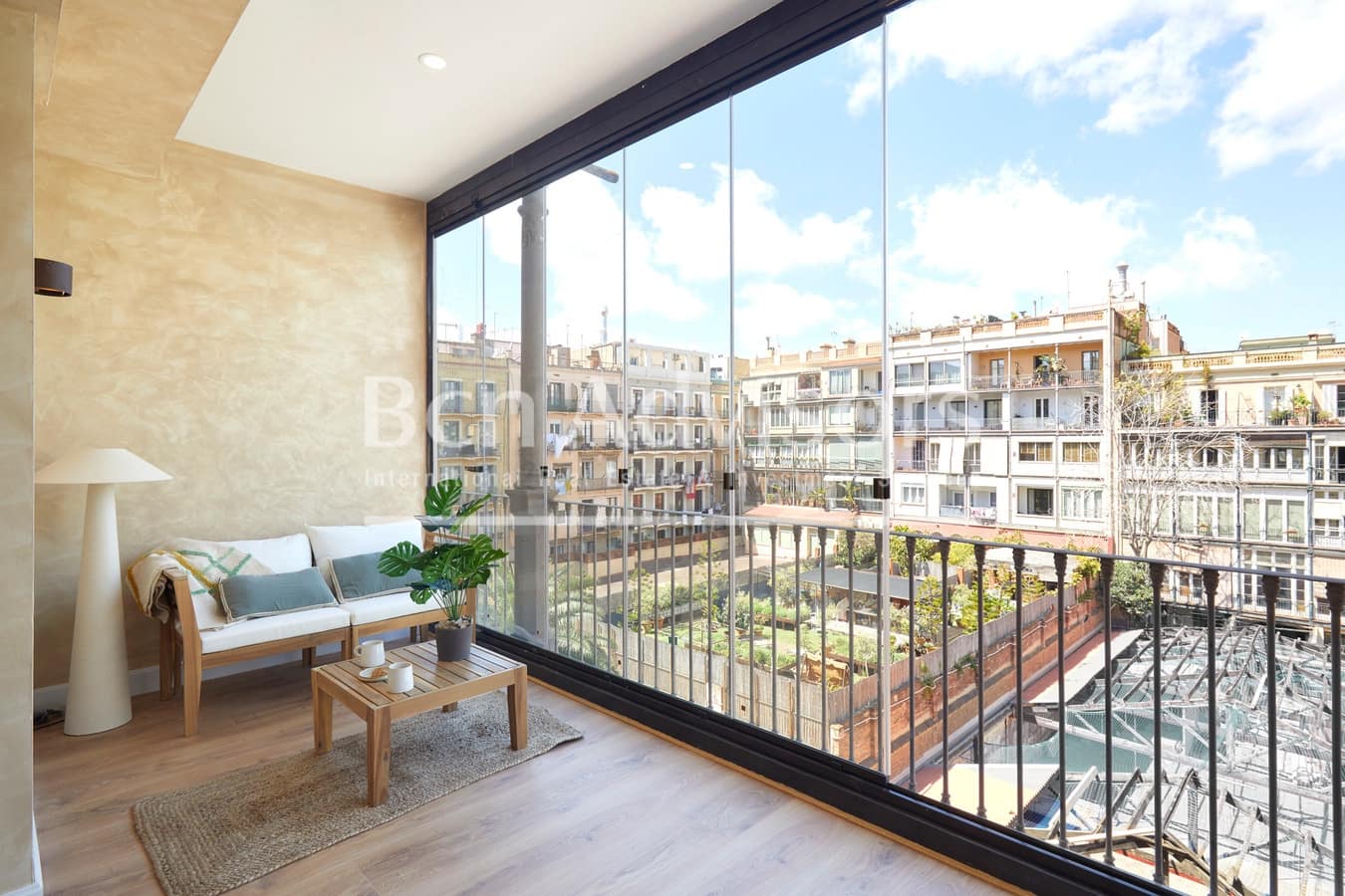 4 soveværelse Lejlighed til salg i Barcelona by - € 1.315.000 (Ref: 9097503)