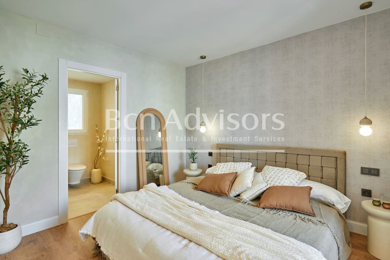 4 soveværelse Lejlighed til salg i Barcelona by - € 1.315.000 (Ref: 9097503)