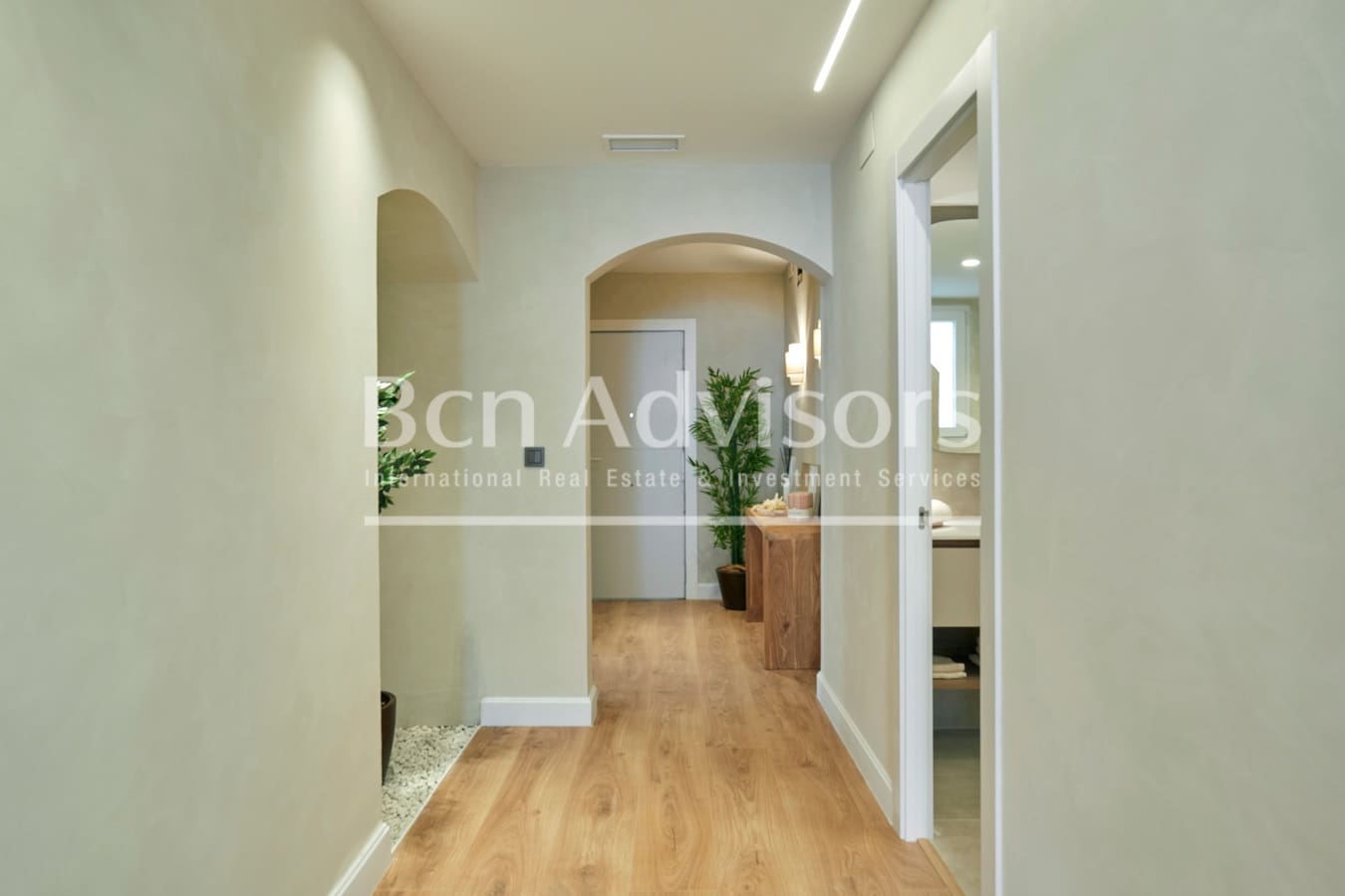 4 soveværelse Lejlighed til salg i Barcelona by - € 1.315.000 (Ref: 9097503)