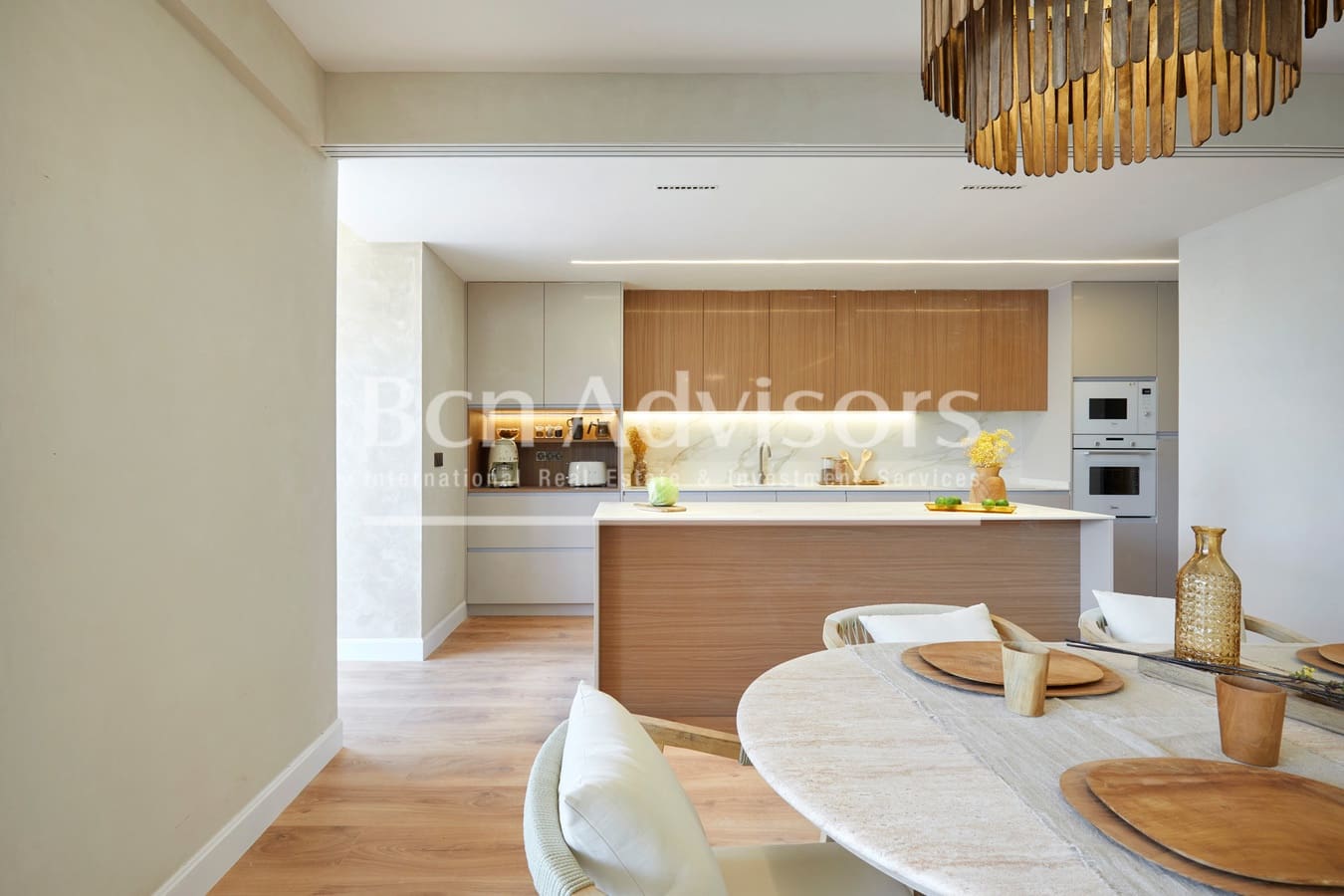 4 soveværelse Lejlighed til salg i Barcelona by - € 1.315.000 (Ref: 9097503)