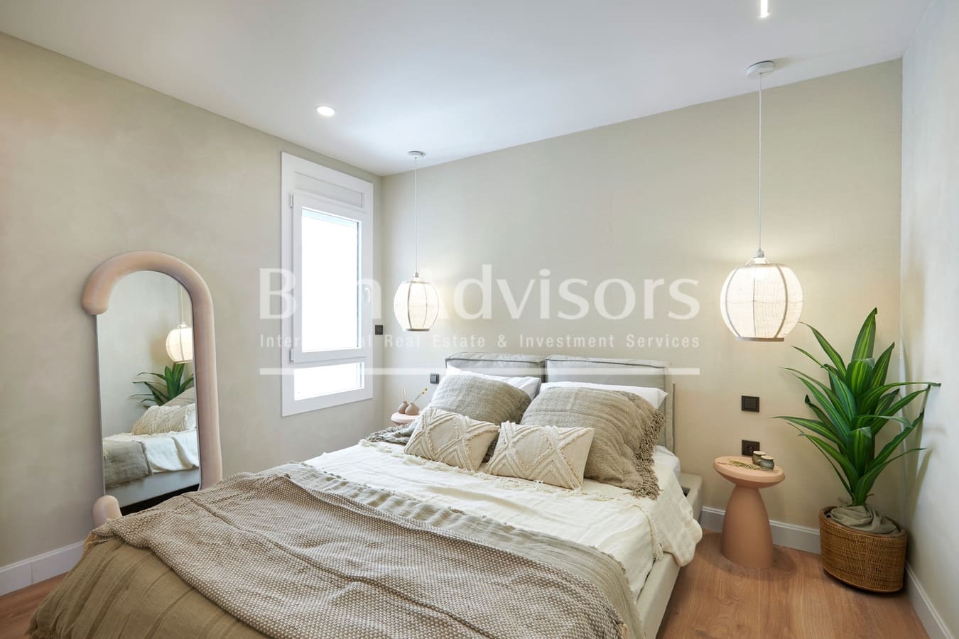 4 soveværelse Lejlighed til salg i Barcelona by - € 1.315.000 (Ref: 9097503)