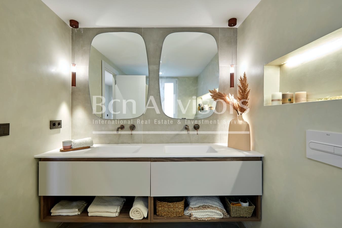 4 soveværelse Lejlighed til salg i Barcelona by - € 1.315.000 (Ref: 9097503)