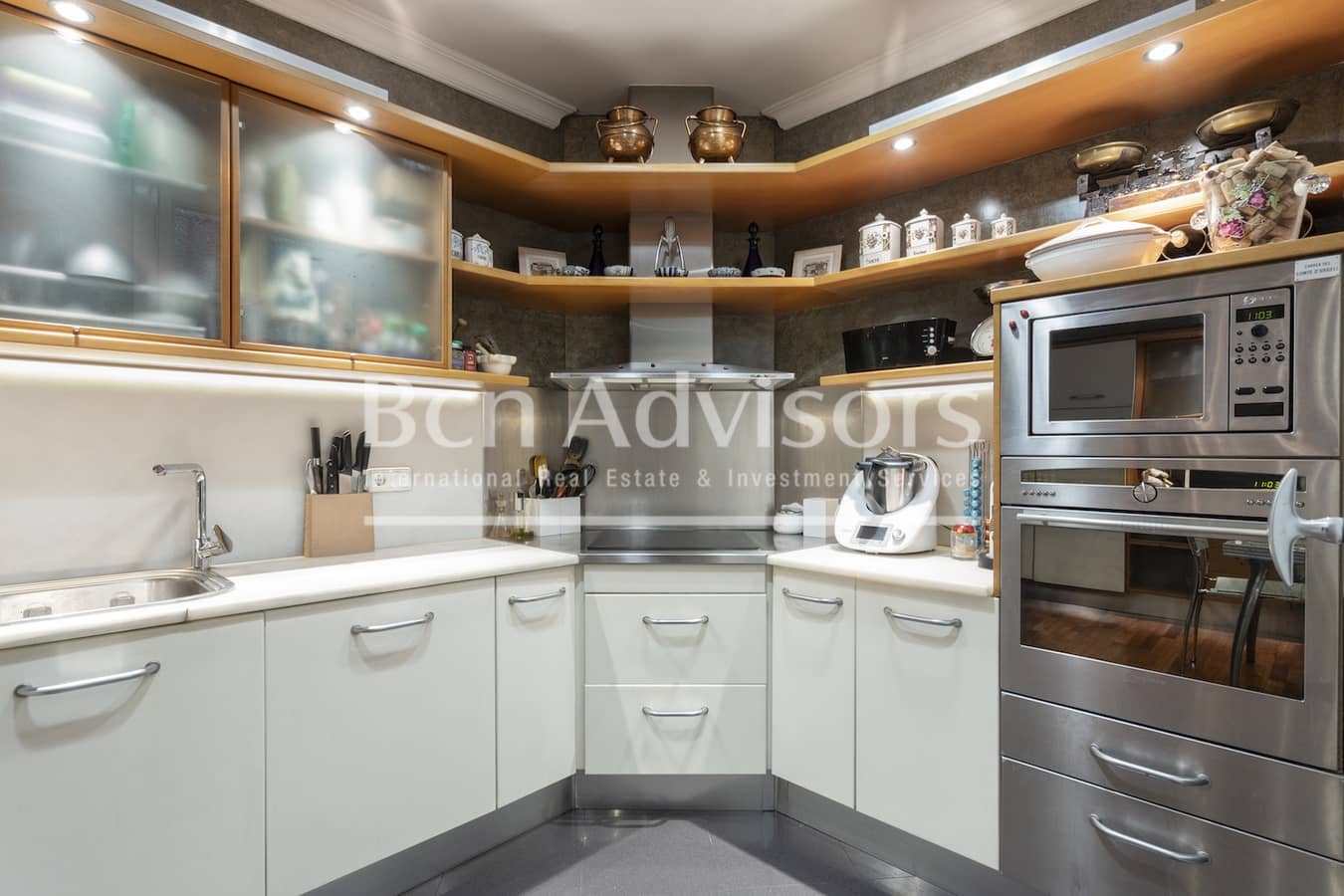 2 soveværelse Lejlighed til salg i Barcelona by - € 685.000 (Ref: 9097510)