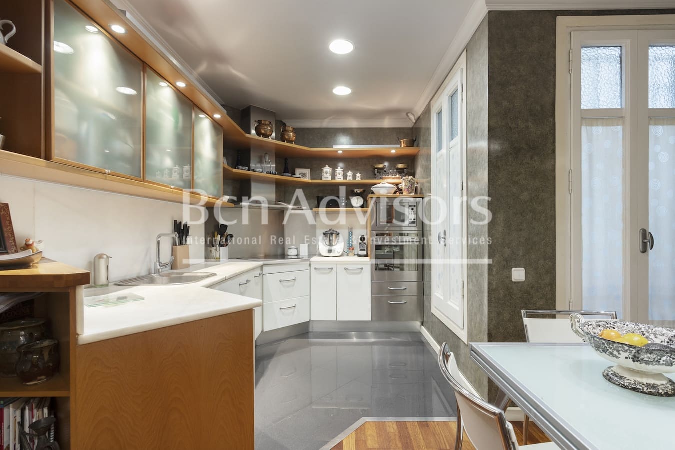 2 soveværelse Lejlighed til salg i Barcelona by - € 685.000 (Ref: 9097510)