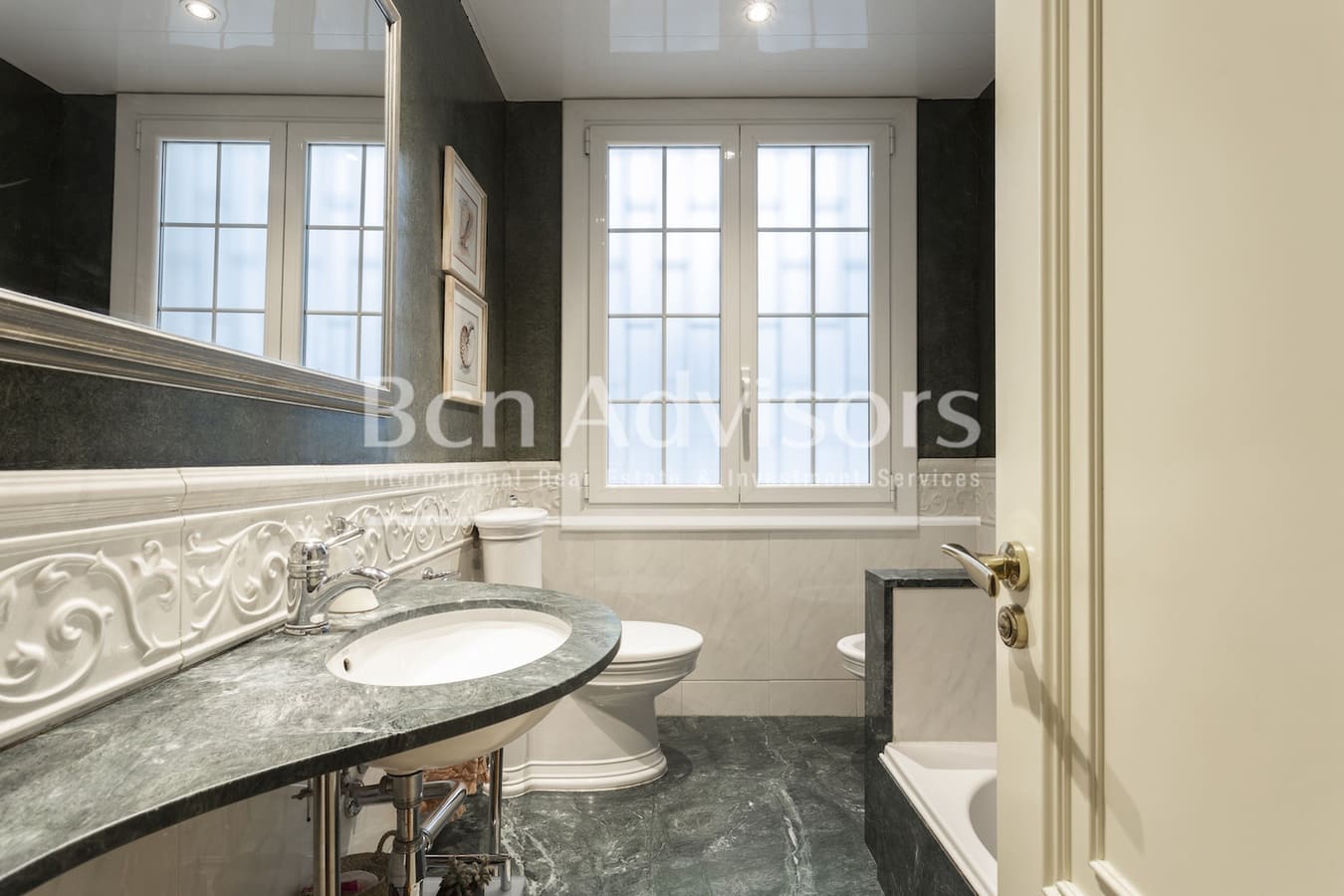 2 soveværelse Lejlighed til salg i Barcelona by - € 685.000 (Ref: 9097510)