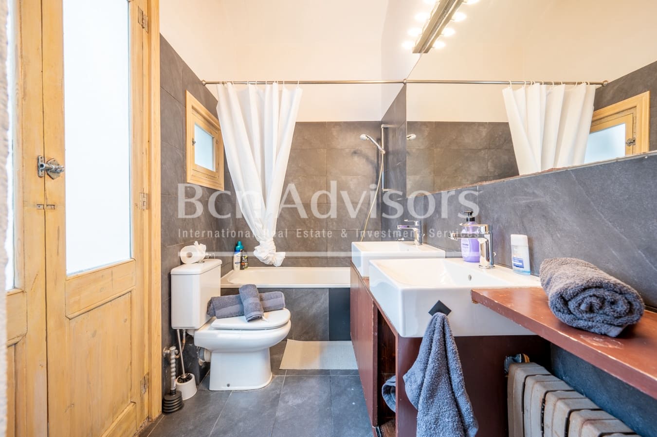 2 soveværelse Lejlighed til salg i Barcelona by - € 495.000 (Ref: 9097513)