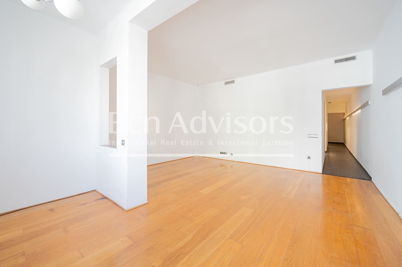 2 soveværelse Lejlighed til salg i Barcelona by - € 599.000 (Ref: 9097514)